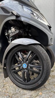 Piaggio MP3 HPE 300 Sport, koupeno jako nové v ČR - 17