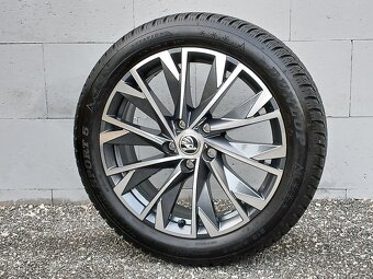 Zánovní zimní orig alu Škoda Karoq 215/50/18 vzorek 9mm - 17