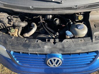 VW Transporter T5 9míst - 17