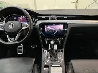 Volkswagen Passat combi 2.0TDi,140kW,DSG,4x4,LED, ZADÁNO - 17