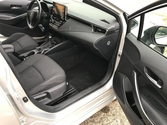 Toyota Corolla Hybrid 1.8i r.v.2021 Comfort Tech 51 tkm ČR - 17