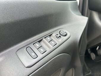 Opel Combo Life - 17