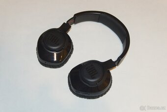 Playstation 4 Pro 1 TB - 17