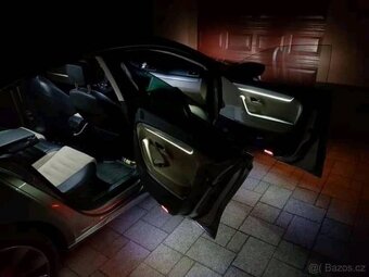 LED LAMPICKY SVETILKA DO DVERI - VAROVNI OSVETLENI - 17