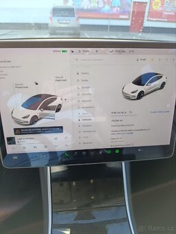 Tesla model 3 standard plus 55 včetně DPH - 17