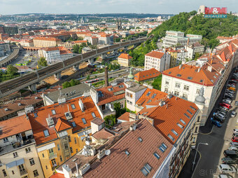 Prodej atypického bytu, 316 m², Praha, ul. Příběnická - 17