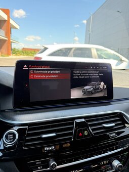 BMW rad 5 Touring 530d xDrive Mpaket LED+ 360 cam Webasto - 17