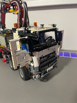 Lego TECHNIC 42043 Mercedes-Benz Arocs 3245 - 17