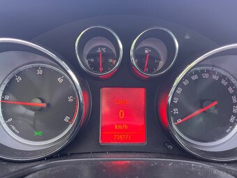 Prodám Opel Insignia Sports Tourer SW-2011-2.0l, 118kW CDTI - 17