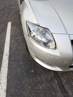Auris. 94000km. Automatická prevodovka - 17
