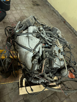 Motor BMW E30,E28,E21,02  318   M10  kompletni zastavba - 17