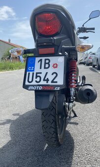 Honda CB125F - 17