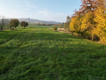 Nová Hradečná - stavební pozemek 2612 m2 - 17