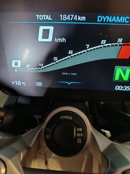 BMW f 900 R - 17