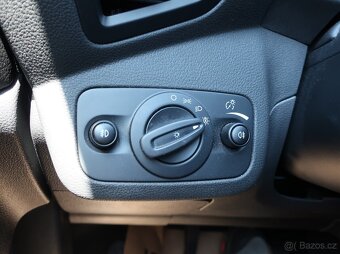 Ford Kuga 1.5EB 110kW TITANIUM TAŽNÉ 1MAJITEL ČR - 17
