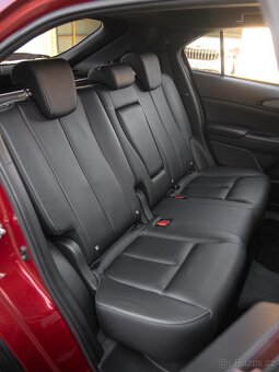 Mitsubishi Eclipse Cross, PHEV ČR 1.maj DPH 4x4 - 17