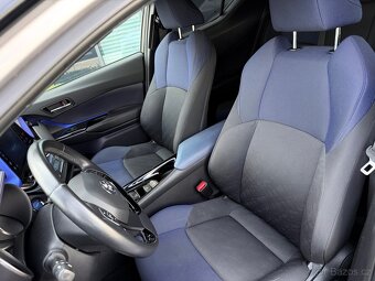 Toyota C-HR Hybrid / 2018 / ČR - 17