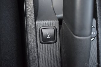 Škoda Rapid 1,6 TDi AUTOMAT 1.MAJ.PR.SERVIS - 17