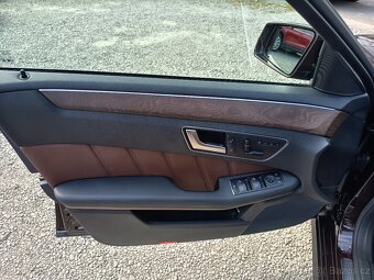 MERCEDES Benz 350CDI 4Matic ČR - 17