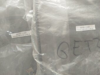 Nové filtry apod.Úklid garáže různé díly na auta - 17