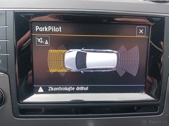 Volkswagen Golf 2,0 VII TDI 110KW DSG KOMBI - 17