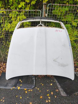 Skoda Octavia 2 facelift - přední  kapota - 17