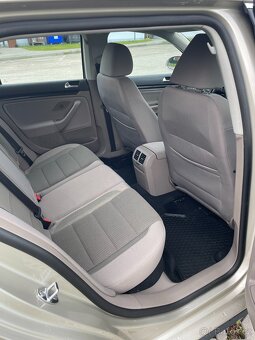 Volkswagen Golf, TSi 77 Kw Kombi,Výhřev,TOP STAV - 17