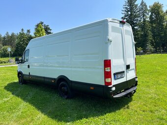 Pronájem obytné dodávky Iveco Daily - 17