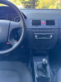 Škoda Fabia 1.4i 55Kw, Klima - 17