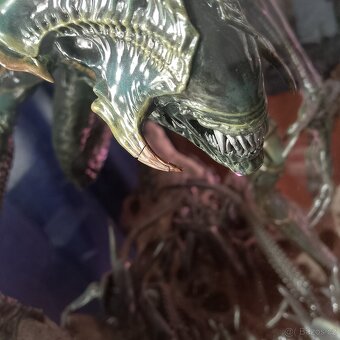 Alien/Vetřelec a Predátor, sběratelské sochy(ceny v popisku) - 17