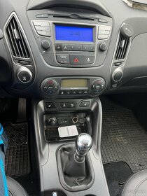 Hyundai IX 35 2015 2.0CRDi 4x4 163TKM kuže seviska - 17