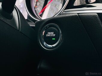 Opel Insignia 2.0 CDTI 125KW MANUÁL LED LUX NAVI SERVISKA - 17