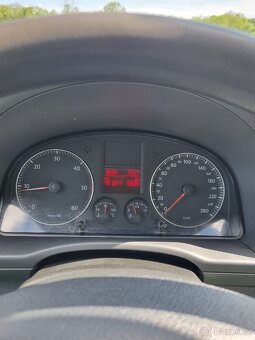Volkswagen Caddy Maxi 1.9 TDI (77 kW), 7 míst, r. v. 2010 - 17