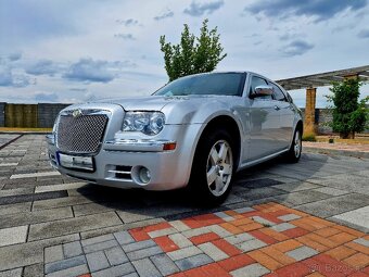 Chrysler 300C 5.7 V8 Hemi 4x4 - 17