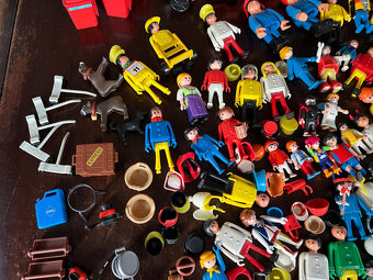 Playmobil - několik setů - velké množství - 17