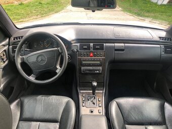 Mercedes Benz W210 E420 V8 - 17