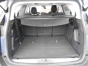 PEUGEOT 5008 1,6 HDi - 17