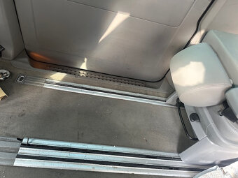 REZERVACE-VW T5 Multivan 2.0 TDI , dsg, 2011 - 17