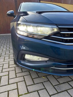 VW Passat Variant 2.0 TDI 110kW DSG - 17