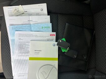 VW Touran 1.6 TDi Navigace, P+Z Senzory - 17