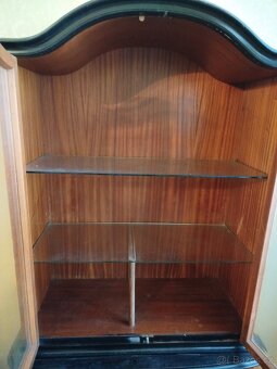 Starožitný obývací nábytek v zachovalém stavu - 17