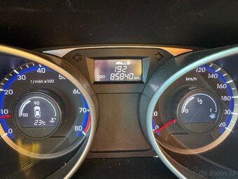Hyundai ix35 1.6i 99 kW - 17
