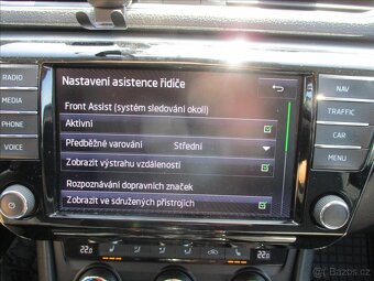 ŠKODA SUPERB COMBI 20TDi 110kw Ambiente Tažné 2017 - 17