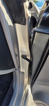 Subaru Forester SG5 2.0 116kW - 17