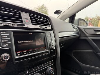 VW Golf VII 1.6TDi 81kw combi/variant NAVI / TAŽNÉ / 1.MAJIT - 17