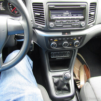 Volkswagen Sharan 2,0TDi 103kw, 7 míst,PANORAMA,184tkm, 2014 - 17