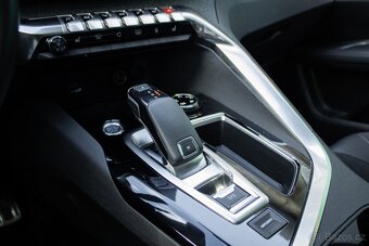 Peugeot 3008 1.2 PureTech, SVK, 1.M /AJ NA SPLÁTKY/ - 17