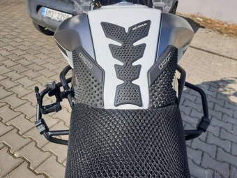 CFMOTO, CF MOTO, 650MT Premium + - 17