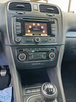 VW Golf VI Combi 1.6 TDi 77kw,STYLE,r.2012,2xklíč,Výhřevy - 17
