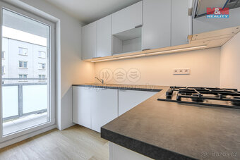 Pronájem bytu 3+1, 74 m², Plzeň, ul. Pecháčkova - 17
